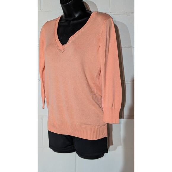 The Limited Peach V-Neck 3/4 Sleeve Pullover Sweater Knit Top Lightweight Medium - Picture 2 of 5